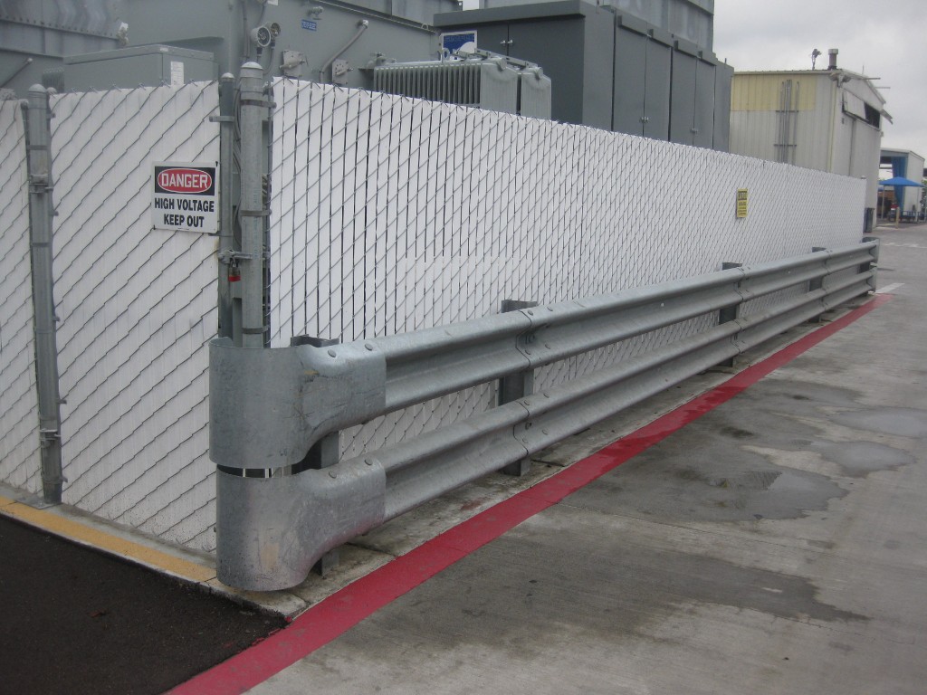 Guard rail with privacy screen fencing